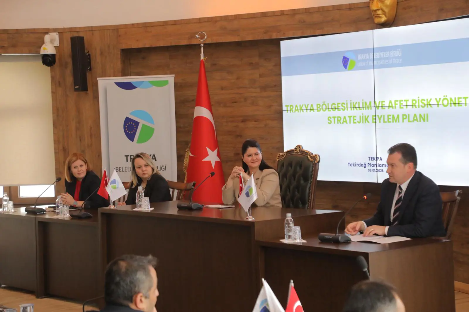 TRAKYA'NIN AFET VE İKLİM YOL HARİTASI EDİRNE'DE ÇİZİLDİ galeri görseli